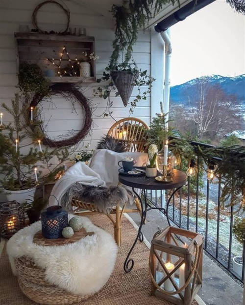 Come addobbare il giardino e balcone per Natale