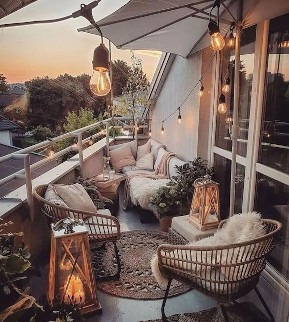 Ideas for decorating balconies and terraces in spring - IKEA Spain